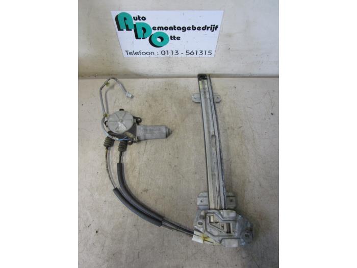 Mécanique vitre 4portes avant droite d'un Honda Aerodeck, Autos : Pièces & Accessoires, Vitres & Accessoires, Honda, Utilisé, 3 mois de garantie