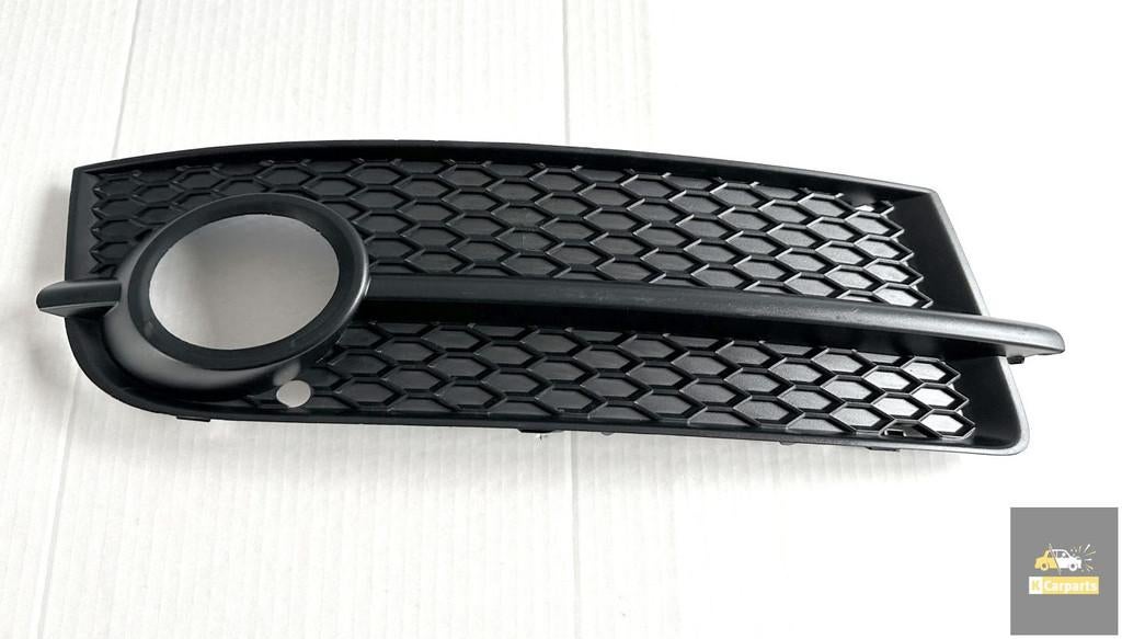 8J0.807.682, Calandre avant droite Audi TT 8J0 - ASO d'origi, AUDI AG, Auto-Union-Strasse 1
85045  Ingolstadt, DE, Audi, Utilisé