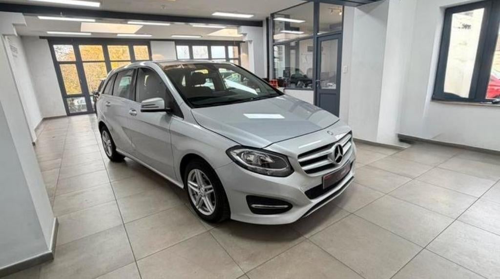 Mercedes classe B 180 12 mois de GARANTIE, Autos, Mercedes-Benz, Ordinateur de bord, Achat, Entreprise, Boîte manuelle