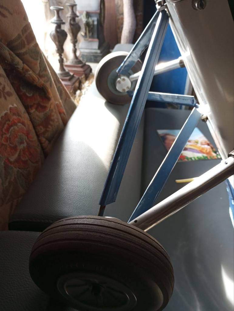 Pilatus pc-6 , vliegtuig, groot formaat., Hobby en Vrije tijd, Modelbouw | Radiografisch | Vliegtuigen, Ophalen, Gebruikt, Benzine