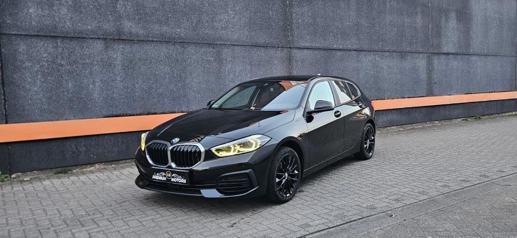 BMW 116D FULL BLACK IN PERFECTE STAAT/LED /NAVI PROFF, Autos, BMW, Euro 6, Entreprise, Autre, Entretenue par le concessionnaire