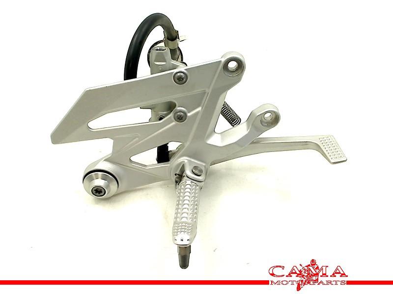 REPOSE PIEDS AVANT DROIT S 1000 R 2014-2016 (S1000R K47), Motos, Dhr. S. di Majo, Utilisé, Info@cama-motorparts.nl, P.J. Troelstraweg 8 8
3144 CX  MAASSLUIS, NL