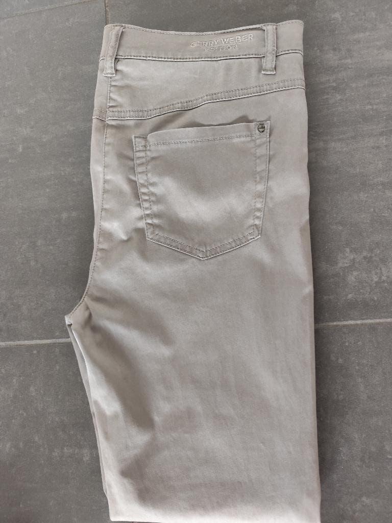Damesbroek Gerry Weber, maat 38, Maat 38/40 (M), Beige, Ophalen of Verzenden, Zo goed als nieuw