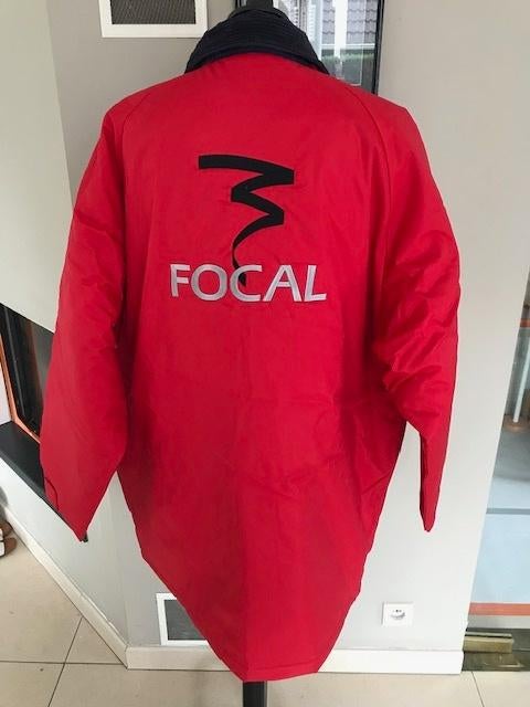 Focal jas – LORD red – lente/herfst jas, Autos : Divers, Haut-parleurs voiture, Neuf, Enlèvement ou Envoi