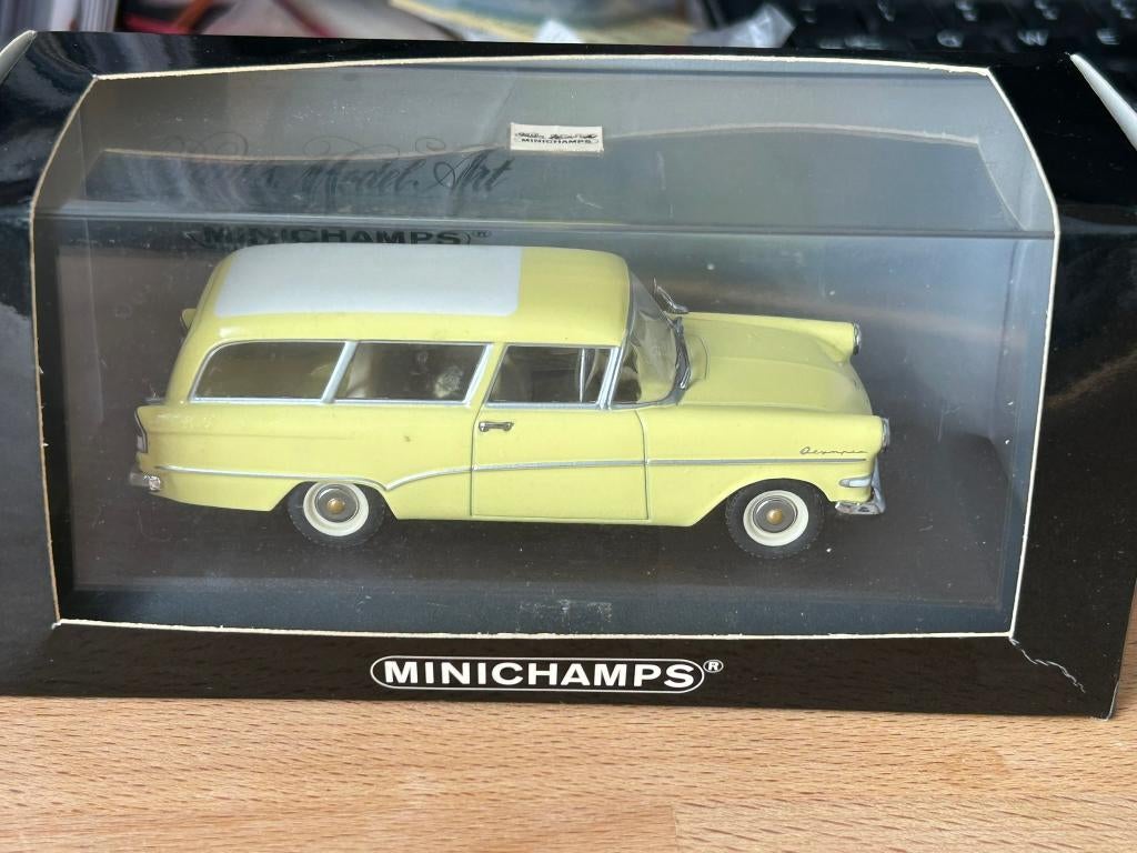 Minichamps Opel Rekord P1 Caravan, Ophalen of Verzenden, Zo goed als nieuw, Auto, MiniChamps