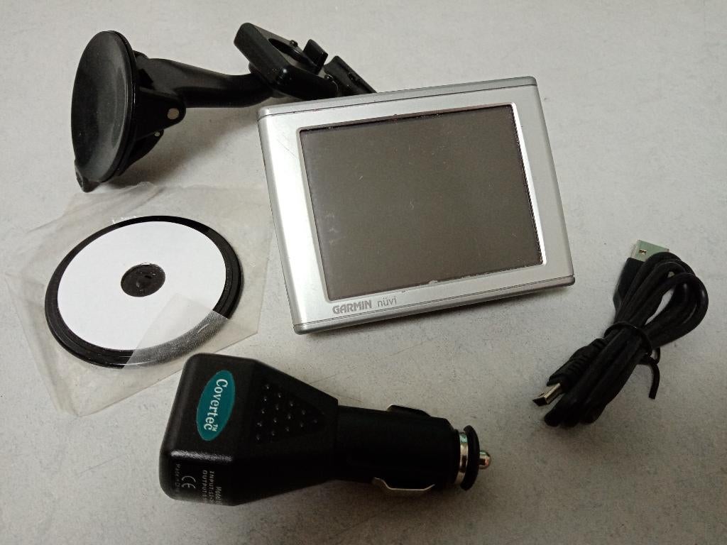 GPS Garmin Nuvi 350 Euro fonctionne bien, Autos : Divers, Navigation de voiture, Enlèvement ou Envoi, Utilisé