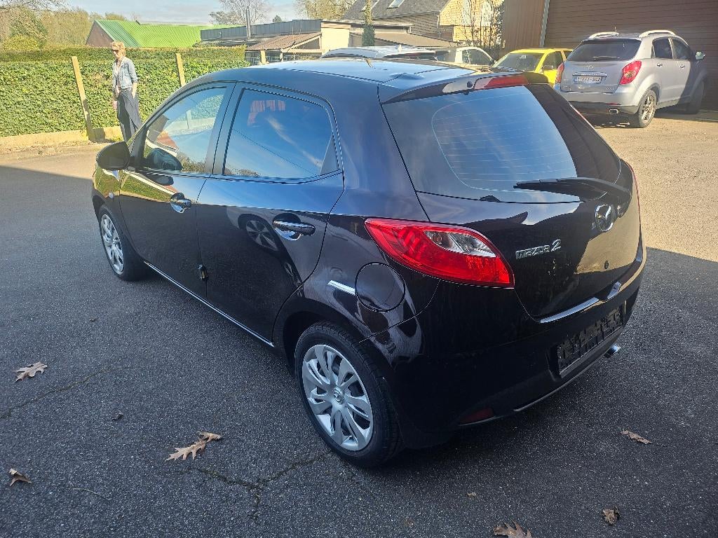 MAZDA 2, Auto's, Mazda, Voorwielaandrijving, Euro 5, Stof, 4 cilinders