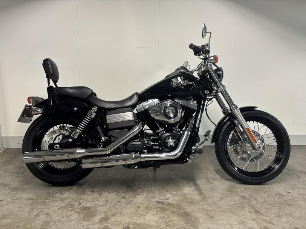 Harley-Davidson DYNA FXDB STREET BOB (bj 2012), Motoren, Motoren | Harley-Davidson, Via Galileo Galilei 1
30033   Noale, Aprilia