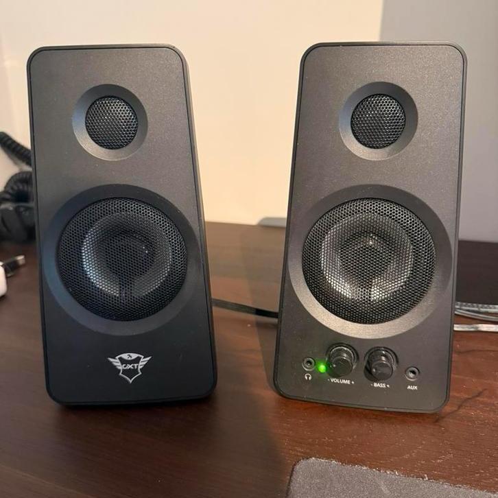 Trust PC Speakers met Bass Control, Enlèvement ou Envoi, Utilisé