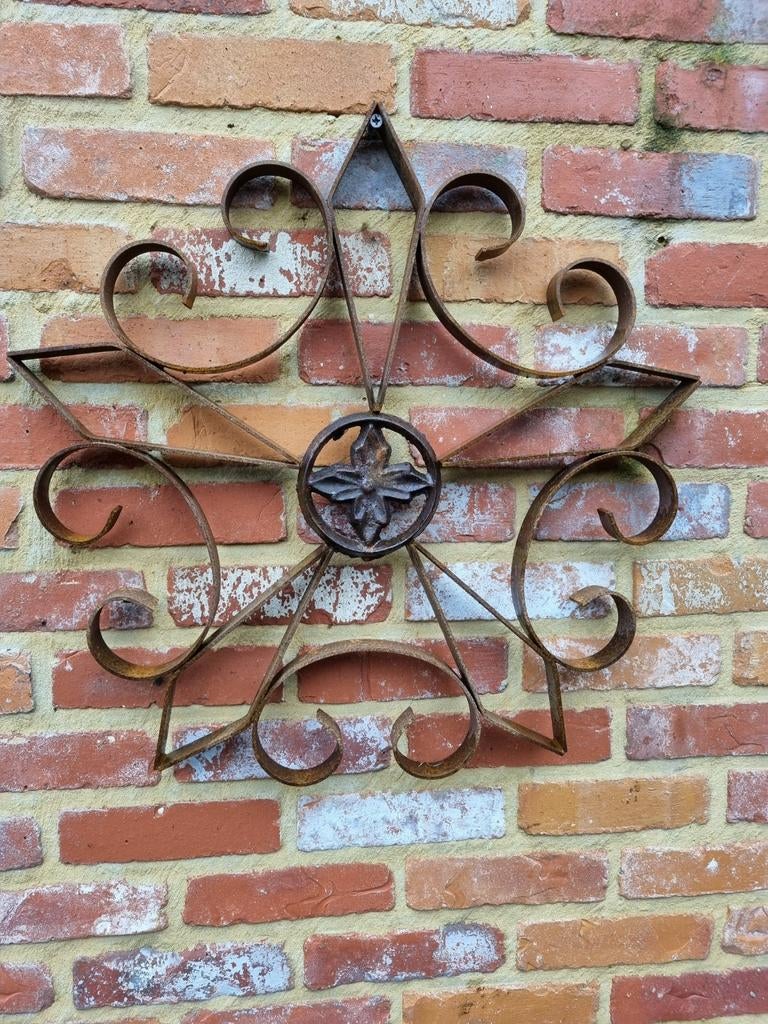 Muur ornament in geroest ijzer, Tuin en Terras, Ophalen