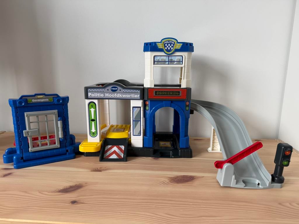 Toet toet auto’s - Politie Hoofdkwartier, Kinderen en Baby's, Speelgoed | Racebanen, Racebaan, Zelf te bouwen, Nieuw, Handmatig