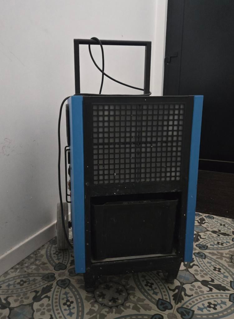 Dryfast bouwdroger en een dryfast verwarming, Enlèvement