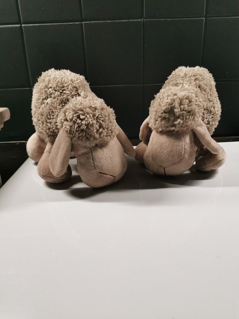 Twee pluchen schapen., Kinderen en Baby's, Speelgoed | Knuffels en Pluche, Ophalen of Verzenden