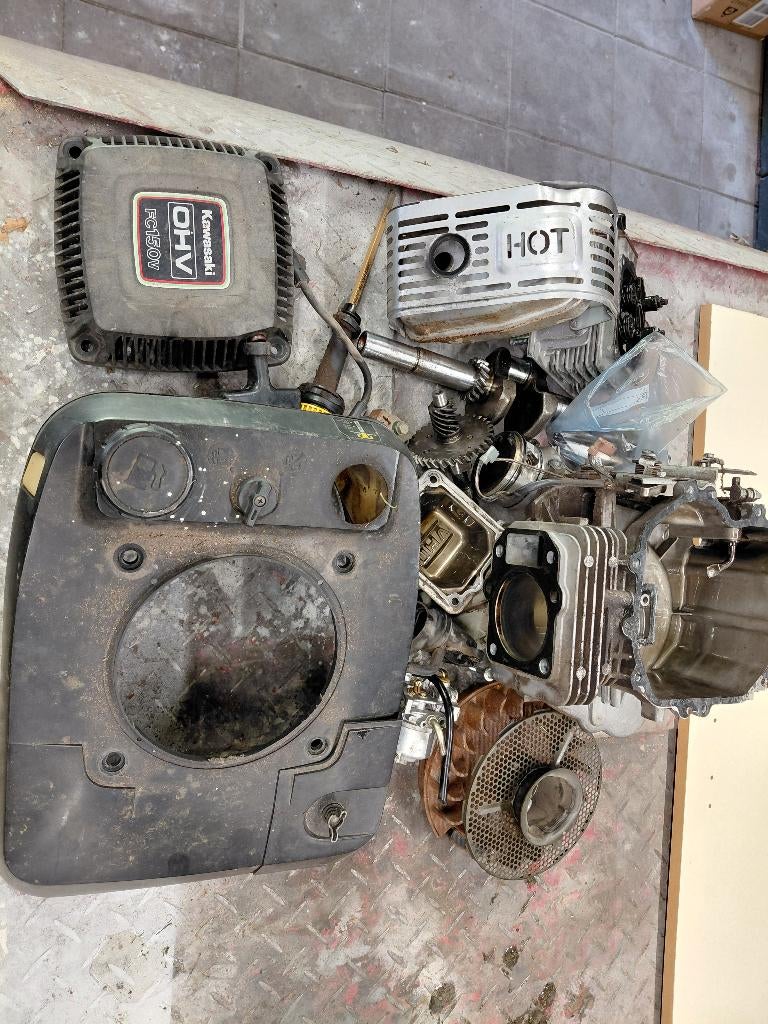Kawasaki FC150V motor onderdelen grasmaaier, Enlèvement, Utilisé, Tondeuses à gazon à essence