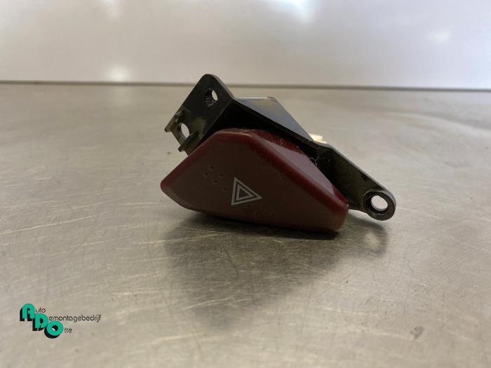 Paniekverlichtings Schakelaar van een Mitsubishi Pajero (Paj, Gebruikt, -, -, Ophalen of Verzenden