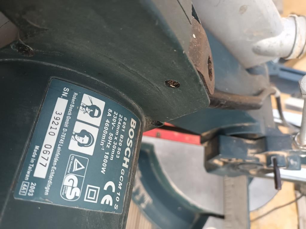 scie à onglet radiale Bosch Professional GCM 10 S (Ø254 mm –, Bricolage & Construction, Enlèvement, Scie à onglet