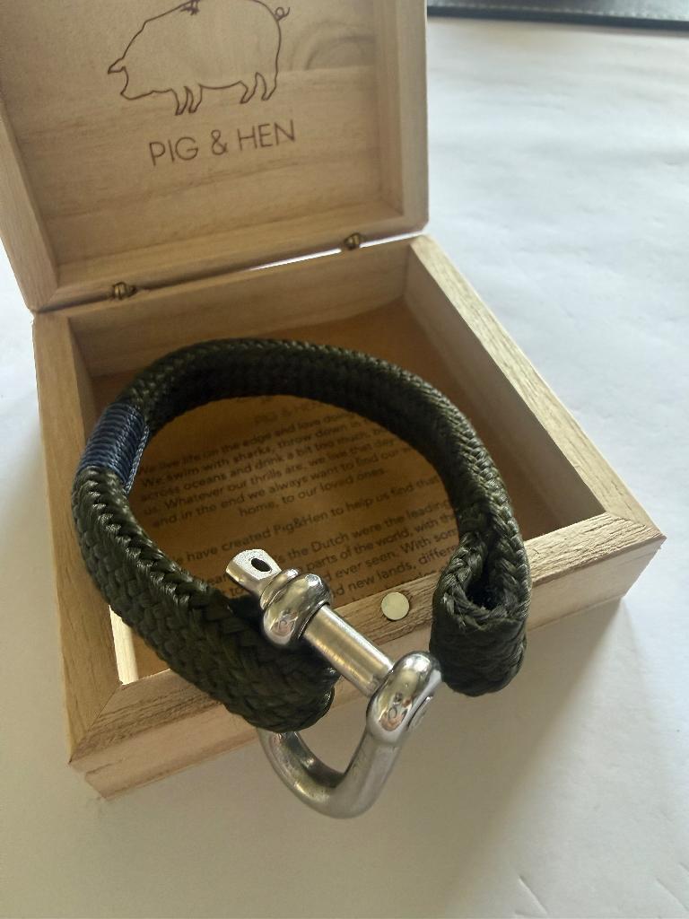 Armband Pig&Hen, Enlèvement, Neuf, Noir