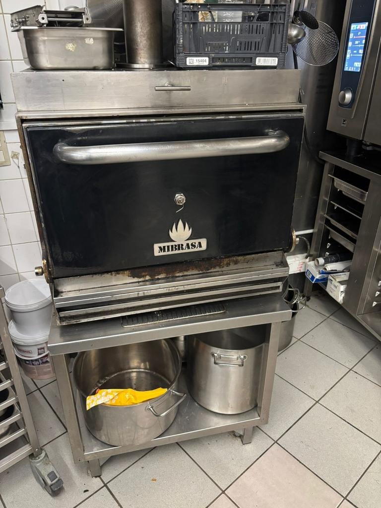 Four a braise mibrasa, Enlèvement