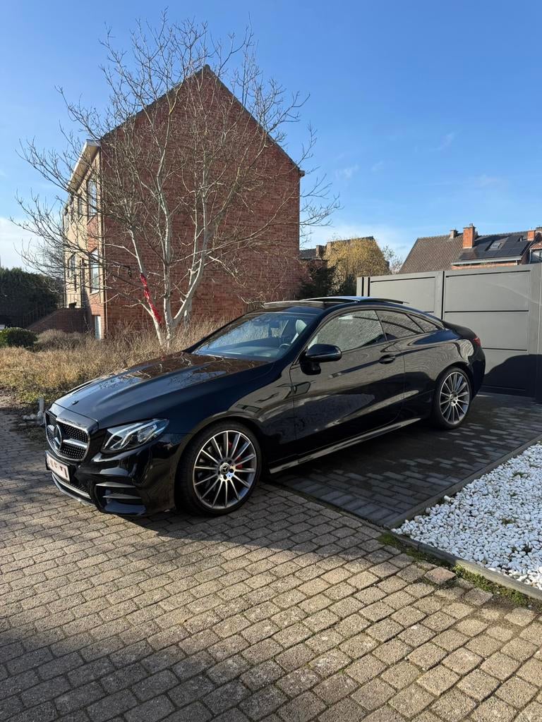 Mercedes E200 Coupé essence/hybride BJ 2019/11, Autos, Euro 6, Alcantara, Noir, Phares entièrement LED