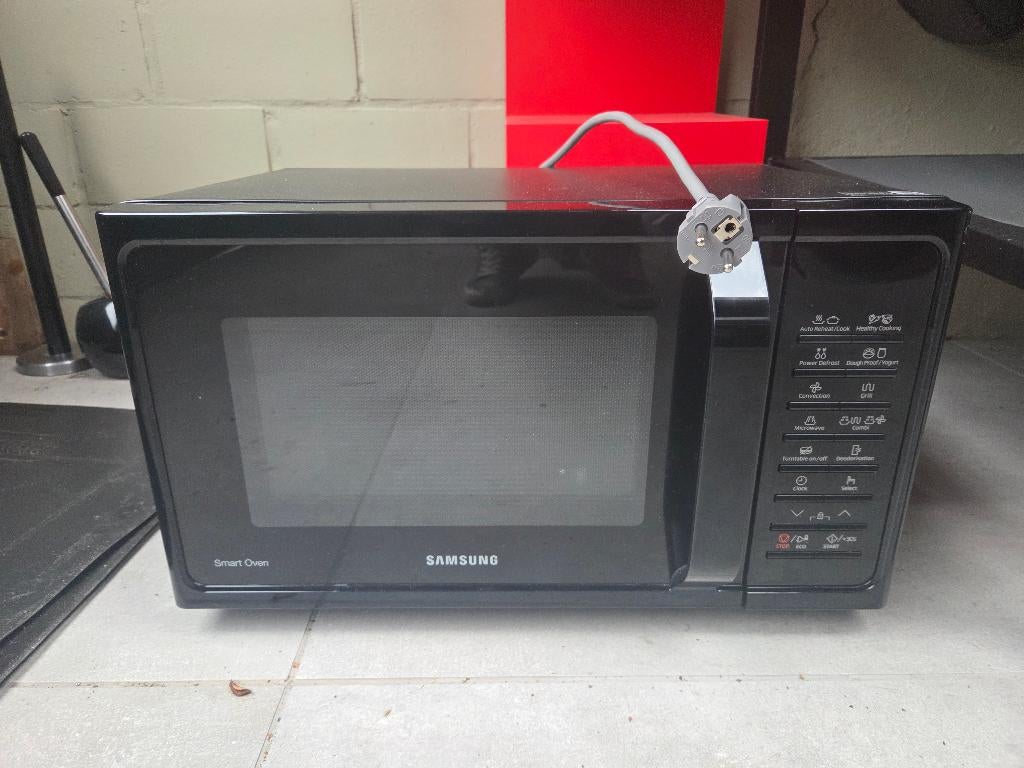 Samsung microgolfoven + grill, Elektronische apparatuur, Microgolfovens, Ophalen, Grill, Microgolfoven