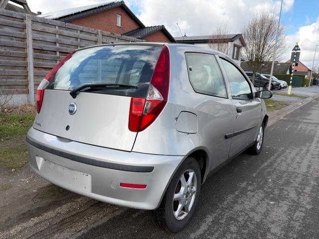 punto 1200 benz met airco is blanco gekeurd voor verk euro 4, Voorwielaandrijving, Stof, 4 cilinders, Handgeschakeld