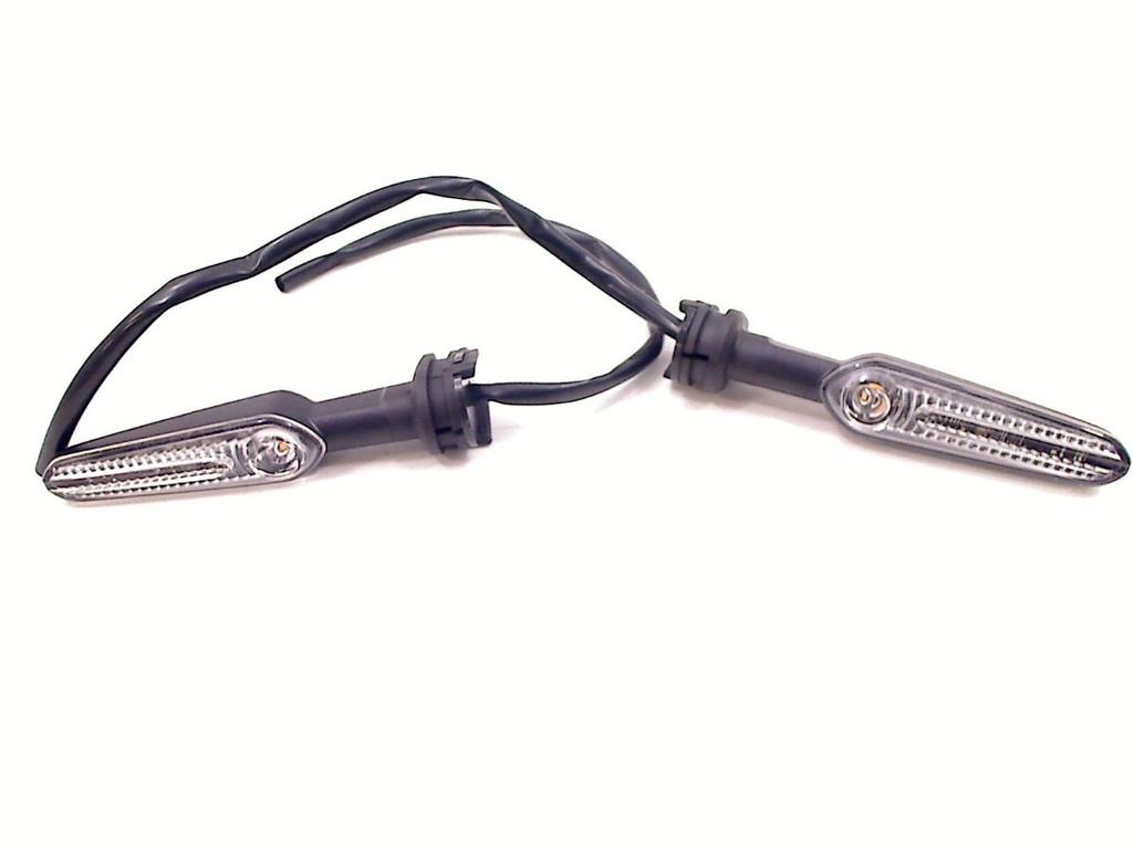 CLIGNOTANT Yamaha TRACER 9 GT 2021-2022 (BAP MTT890), Dhr. S. di Majo, Utilisé, Info@cama-motorparts.nl, P.J. Troelstraweg 8 8
3144 CX  MAASSLUIS, NL