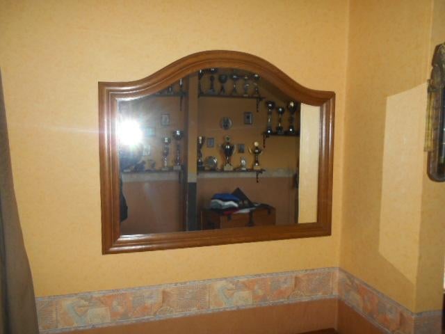 Mooie spiegel in eiken kader - 88 x 70 cm, Ophalen, Zo goed als nieuw