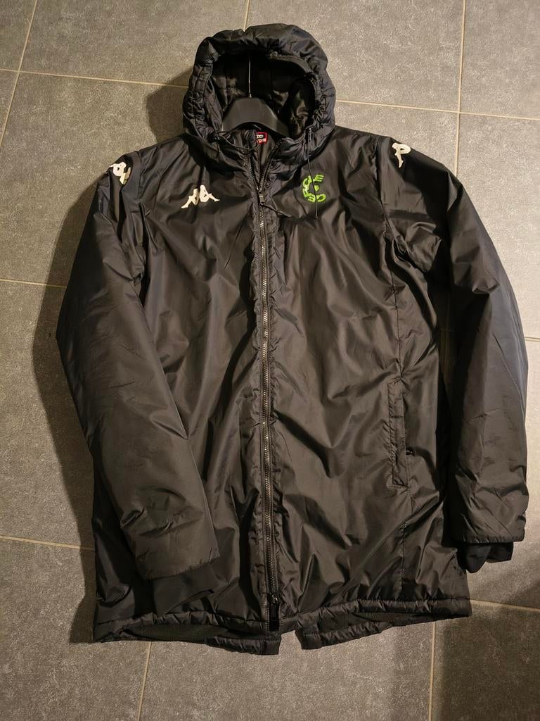 Cercle Brugge winterjas, Enlèvement