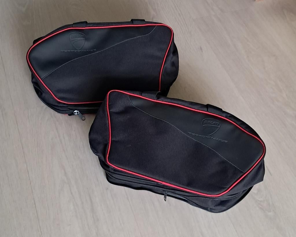 Motortassen, Ophalen