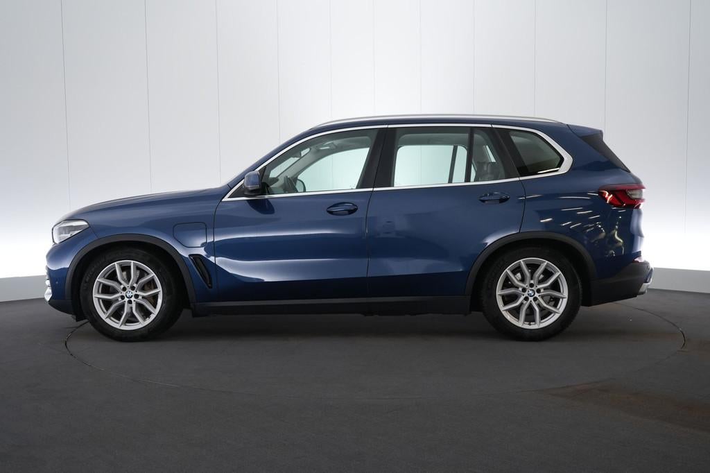 (2AKZ062) BMW X5, Auto's, Automaat, Gebruikt, Plug-in hybride, Bedrijf