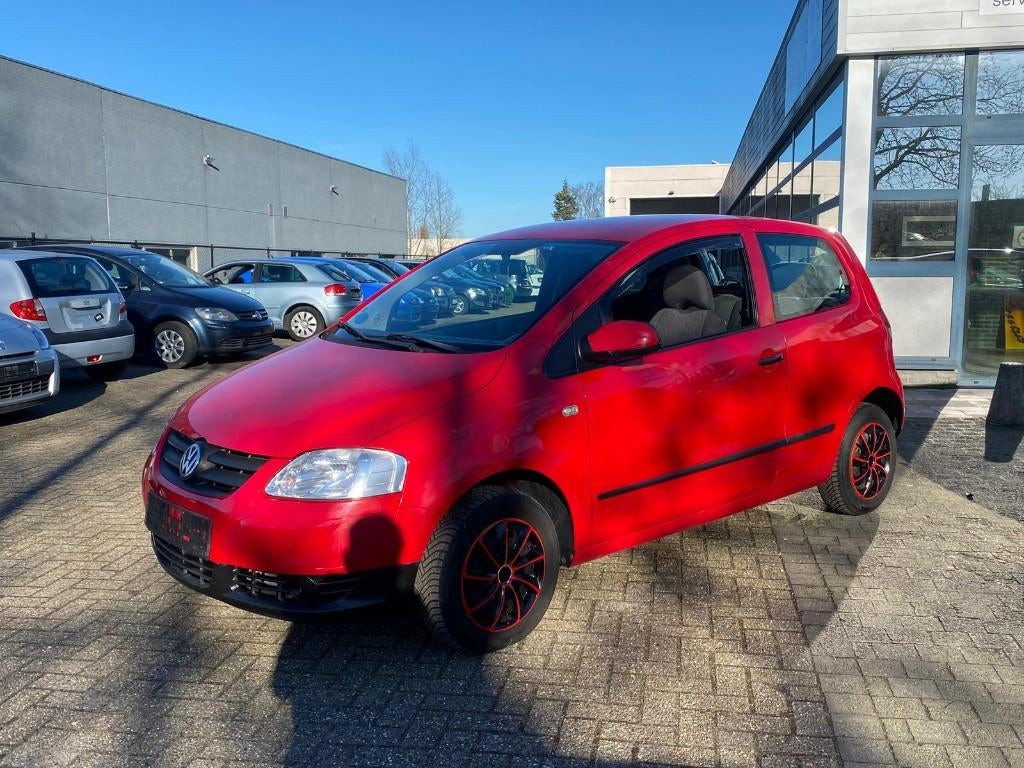Vw fox met keuring verkoop en benzine, Autos, Volkswagen, Argent ou Gris, Achat, Entreprise, Boîte manuelle