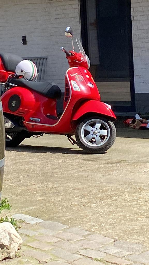 Vespa 125 Gts, Fietsen en Brommers, Scooters | Vespa, Ophalen