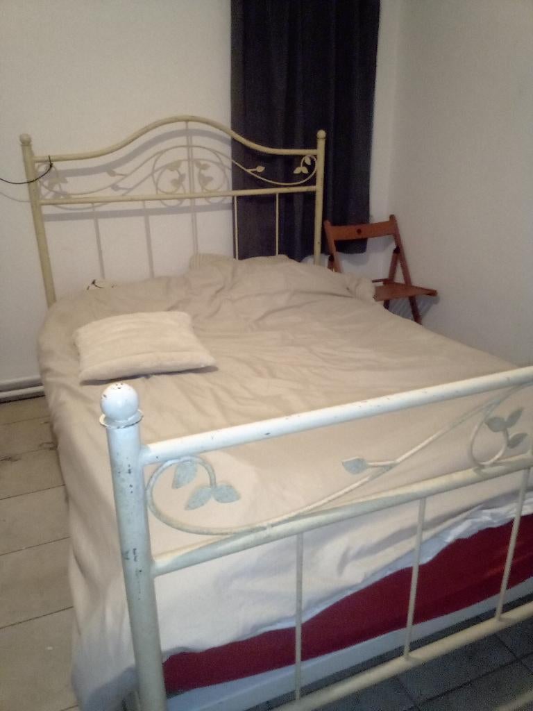 2 persoonsbed, Huis en Inrichting, Slaapkamer | Bedden, Ophalen, Gebruikt, Beige, Tweepersoons