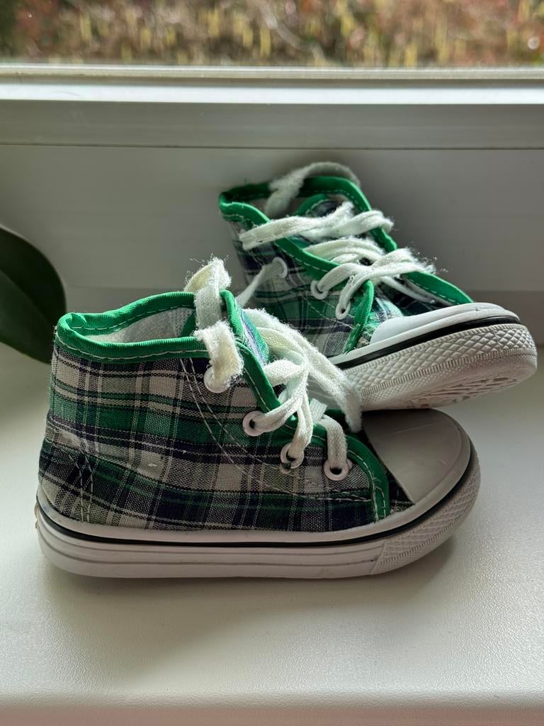 Leuke geruite sneakers / hoge gympjes – Maat 20, Kinderen en Baby's, Kinderkleding | Schoenen en Sokken, Zo goed als nieuw, Ophalen