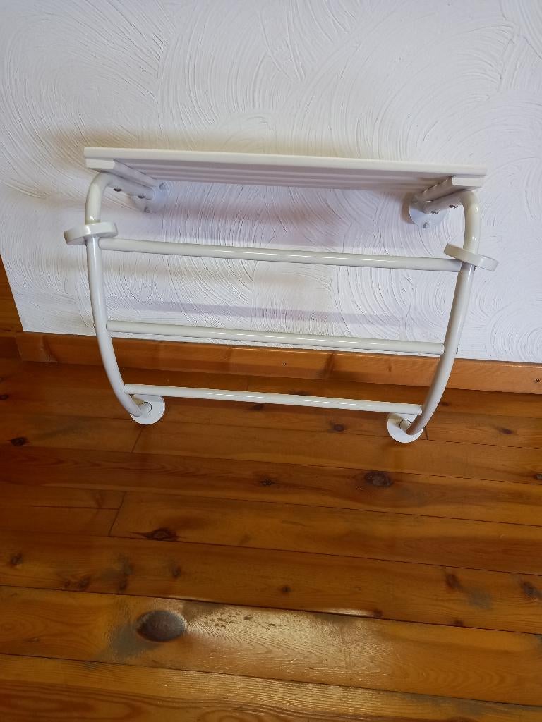 Handdoekrek muur Allibert, Ophalen, Zo goed als nieuw, Handdoekenrek