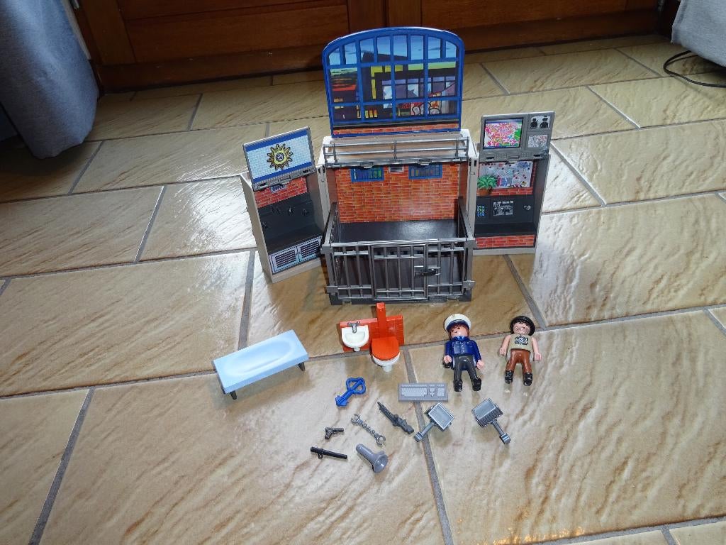 Poste de police à emporter Playmobil, Enfants & Bébés, Jouets | Playmobil, Enlèvement ou Envoi, Comme neuf, Ensemble complet