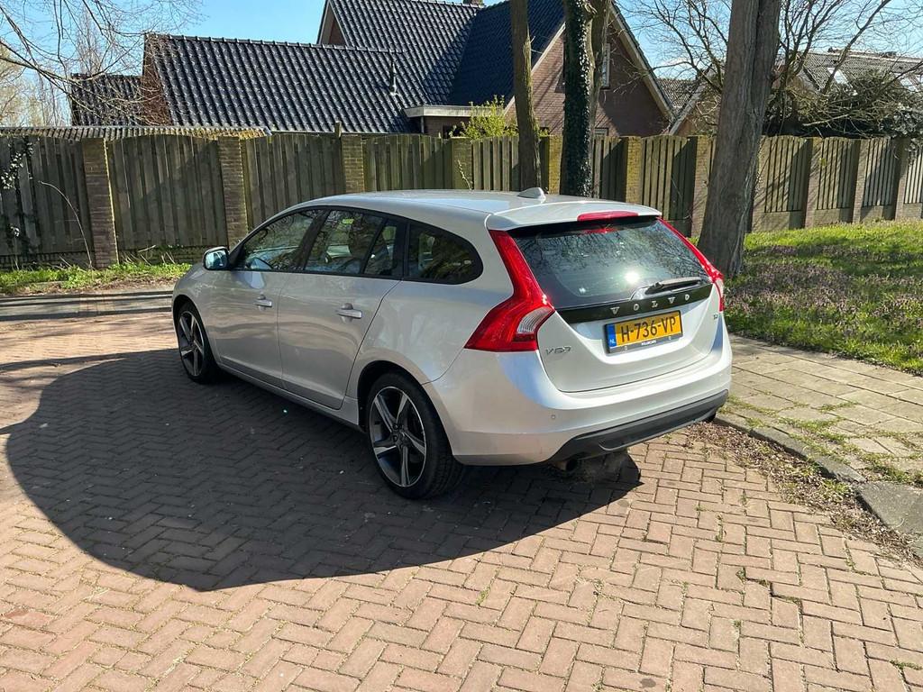 2011 Volvo V60 1.6 T4 Kinetic Personenauto, Auto's, Volvo, Euro 5, Gebruikt, Break, V60