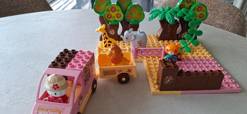 Hello Kitty Unico blokken. Past op Lego Duplo, Ophalen of Verzenden, Zo goed als nieuw, Overige merken