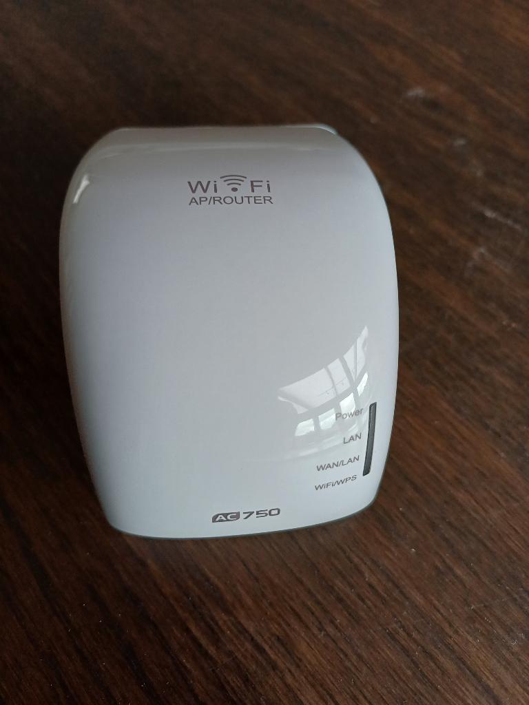 Dual band wifi Repeater, Ophalen of Verzenden, Zo goed als nieuw, Envivo