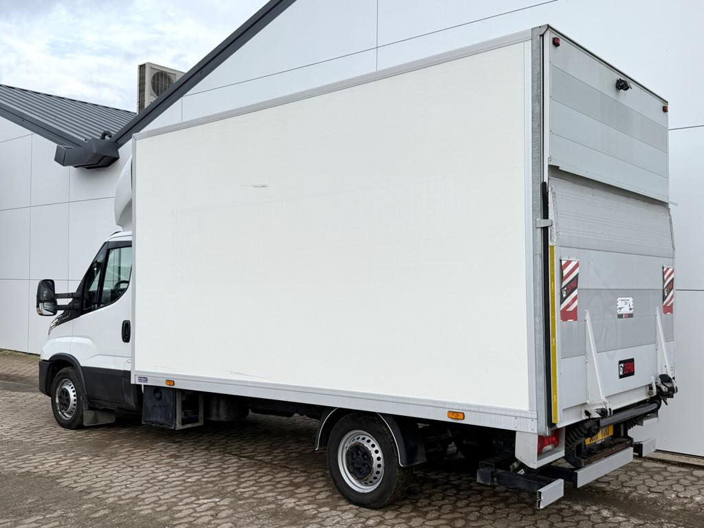 Iveco Daily 35S18 3.0 Automaat Laadklep LED Climate Bakwagen, Auto's, Automaat, Achterwielaandrijving, 4 cilinders, Iveco
