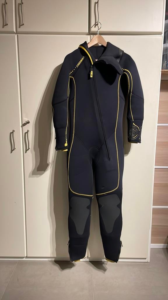Combinaison de plongée Tribord pour homme, taille L, Sports nautiques & Bateaux, Plongée, Enlèvement ou Envoi, Utilisé, Combinaison de plongée