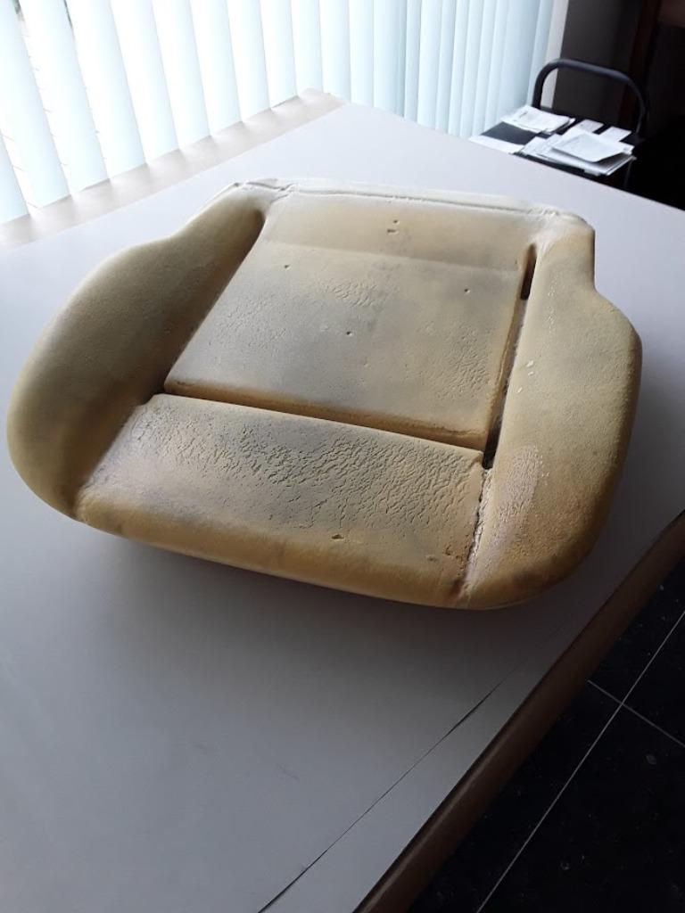 Golf mk2 zetel zitvlak in schuim in goede staat, Auto-onderdelen, Interieur en Bekleding, Ophalen of Verzenden, Gebruikt, Volkswagen