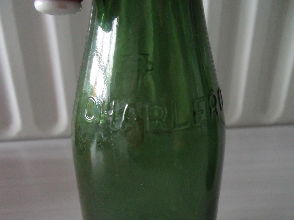 bouteille brasserie Union Charleroi /bouchon porcelaine, Enlèvement, Utilisé, Bouteille(s)