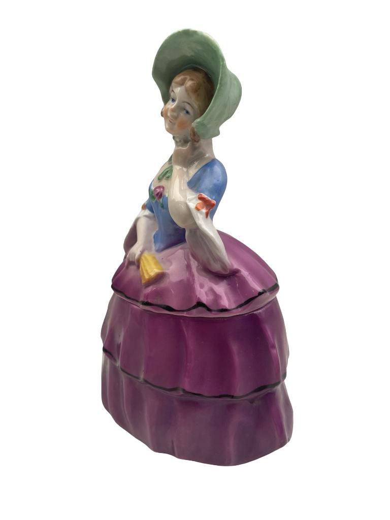 Boîte en porcelaine Art nouveau – Jeune femme – Début XXe, Enlèvement ou Envoi