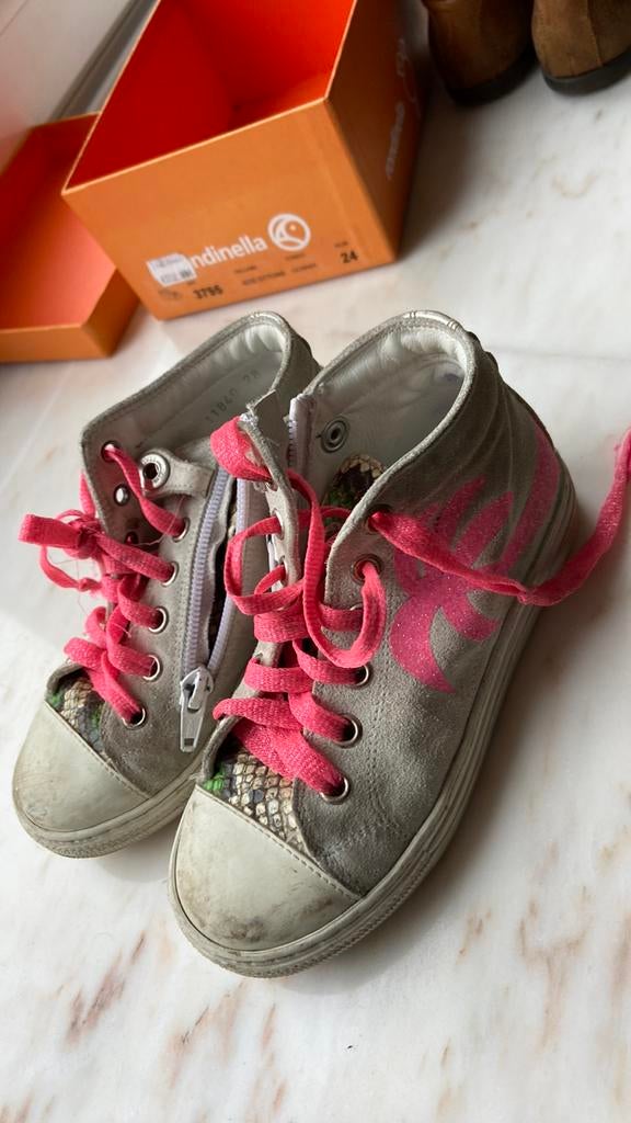 Rondinella kinderschoenen maat 28, Kinderen en Baby's, Kinderkleding | Schoenen en Sokken, Ophalen of Verzenden, Zo goed als nieuw