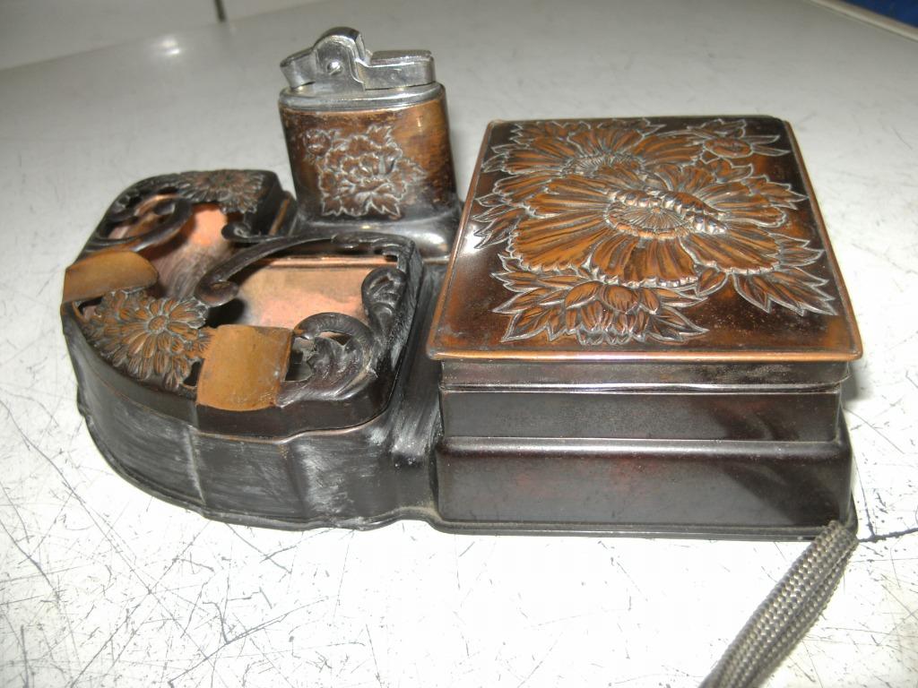 coffret art déco, amplificateur et cendrier en bronze proven, Envoi