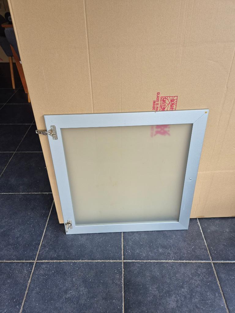 Porte vitrée pour meuble Ikéa, Maison & Meubles, Armoires | Autre, Enlèvement, Utilisé