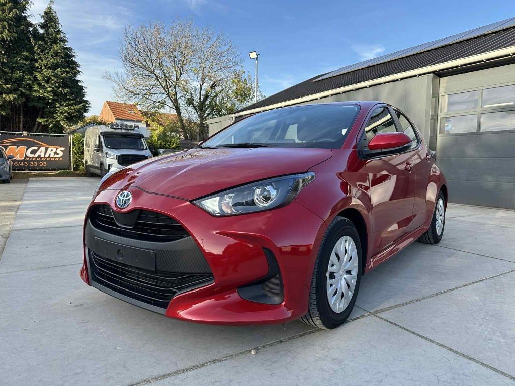 Toyota Yaris  1.5 VVT-i Hybrid / Airco / 19.330 km, Autos, Toyota, Rouge, Achat, Euro 6, Entreprise