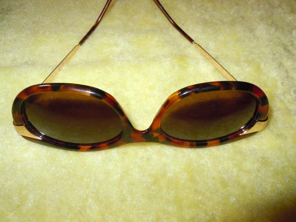 zonnebril GUCCI, Ophalen of Verzenden, Zonnebril