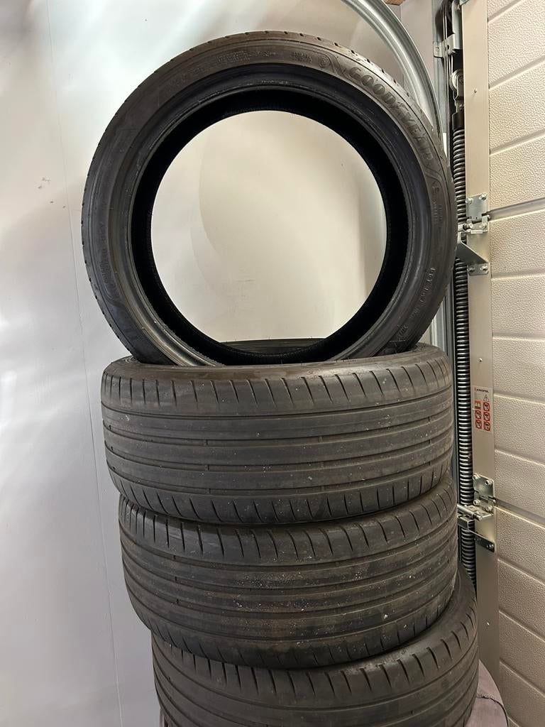 Set Zomerbanden Goodyear Eagle F1 215-40r18, Auto-onderdelen, Banden en Velgen, Ophalen, 18 inch, Band(en), Personenwagen